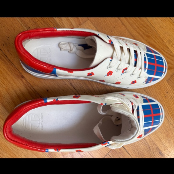 Tory Burch Red and Blue Patent Print Perforated Lace-Up Golf Sneaker - Picture 5 of 7